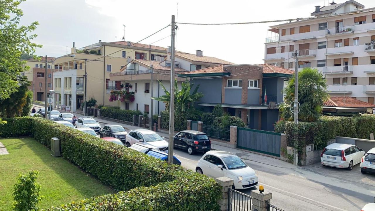 Momy House Apartment San Dona di Piave Luaran gambar